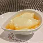 クロモリ - 豆腐花 片糖と生姜、金柑のソース