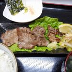 焼肉ホルモン 萬石 - 