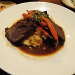 Puccini & Pinetti - ショートリブの赤ワイン煮です♪
