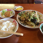 ちょっとより道 - 肉と野菜炒め定食