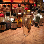 シャンパン&醤油バー フルートフルート - 見慣れない醤油が沢山出てきたよー