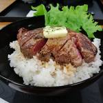 米沢 琥珀堂 - 「フィレステーキ丼」