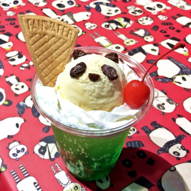 閉店】Yokohama Panda Cafe 東風 （Tong Poo【旧店名】アート