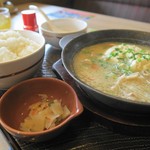 ガスト - 鍋仕立ての豚汁朝定食699円（税抜き