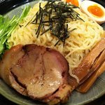 純こくラーメン ずんどう屋 - 麺