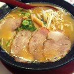 ラーメン横綱 - ここに青ネギを大量投入！するのです