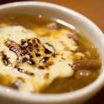 やきとん えん家 - 2017.4 もつ煮チーズ（480円）