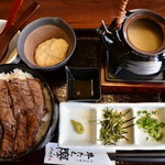 仙台炭焼き 牛たん欅 - 牛たんひつまぶし