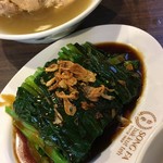 Song Fa Bak Kut Teh - 青菜