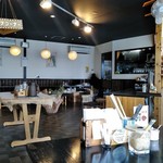 カレー屋 香助 - [内観] 店内 テーブル席