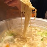 博多 華味鳥 - hanamidori:しめのちゃんぽん