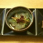 すし重 - 付きだし/野菜煮物・のれそれ・ホタルイカ酢味噌