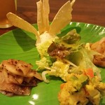 イーマサラ - 前菜４種盛り合わせ、６５０円。