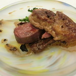 Grand rocher - 合鴨ロースとガチョウのフォアグラのソテー 赤ワインとフォアグラのソース、トリュフソース