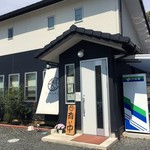 麺屋 つるる - お店の外観