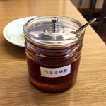 麺屋 つるる - 特製ラー油は使わず酢と胡椒で