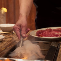 焼肉 ジャンボ はなれ - 野原焼きのサーロイン