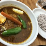 アジト ハチャム - ランチチキンカレー（850円ー350円＋50円）