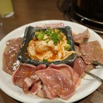 肉の寅屋 - 本日の良いとこ盛り合わせ