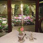 リストランテASO - テーブルから中庭が見えます。