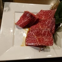 神戸牛 日本橋イタダキ - 神戸牛　上もも(17-04)