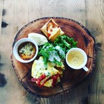 ログ - ランチ限定　丸太プレート1080円