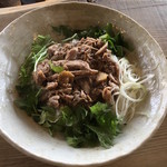 ログ - チキンカレー　980円