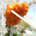 あさひや - 近くの公園で桜を眺めながらいただきました。