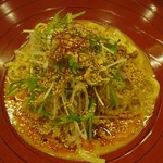 金蠍 - 汁なし金胡麻担担麺(2辛) 780円