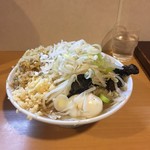 豚星。 - 170421限定ブラックデビル900円麺少な目ニンニクショウガ