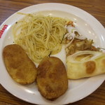 Shekizu - ピザ，バジリコスパゲティ，ポテト