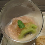 嵯峨沢館 - 桃のコンポート