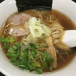 鴨脂と蛤の醤油そば