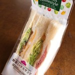 イオン - 料理写真:野菜ミックスサンド(280円)