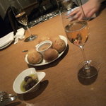 グットドール・クラッティーニ　丸の内 - シャンパーニュと３種のパン・リエット