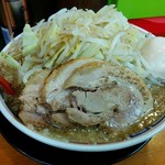 自家製麺屋 登夢道 - 豚2枚追加　野菜大盛り　760円＋150円