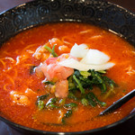 元祖トマトラーメンと辛麺と元祖トマトもつ鍋 三味 - 