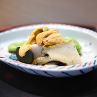 お料理 佐藤 - 鮑と雲丹と空豆