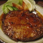新橋マグロ酒場 ひげ屋 - マグロ尾の身ステーキ
