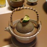 高玉 - 松茸の土瓶蒸しの外観