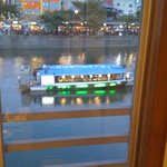 高玉 - 屋形船が走ります