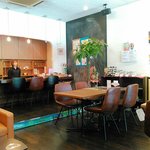 ダンデライオン - 若い女性3から4名でやっておられます。お店の方は歌手でもあり、CDを出しておられるそうです。