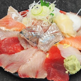 魚がし食堂 中央市場店_2