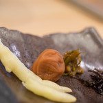 三笠鮨 - 梅干（うめぼし）