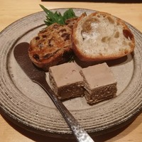 焼鳥 嘉とう - 自家製レバーのパテ