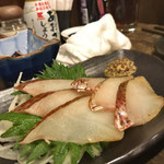 ここ一軒で伊勢志摩 仲見世 - 