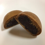 京菓子 岬屋 - 麦まんじゅう 断面