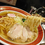 中山堂 - 醤油らーめん