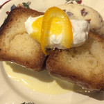 ビストロプティットレジョン  - デザート サバラン