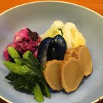 Sakedoko Berabou - がっこ,赤寿司,野沢菜漬,小茄子漬,白菜漬